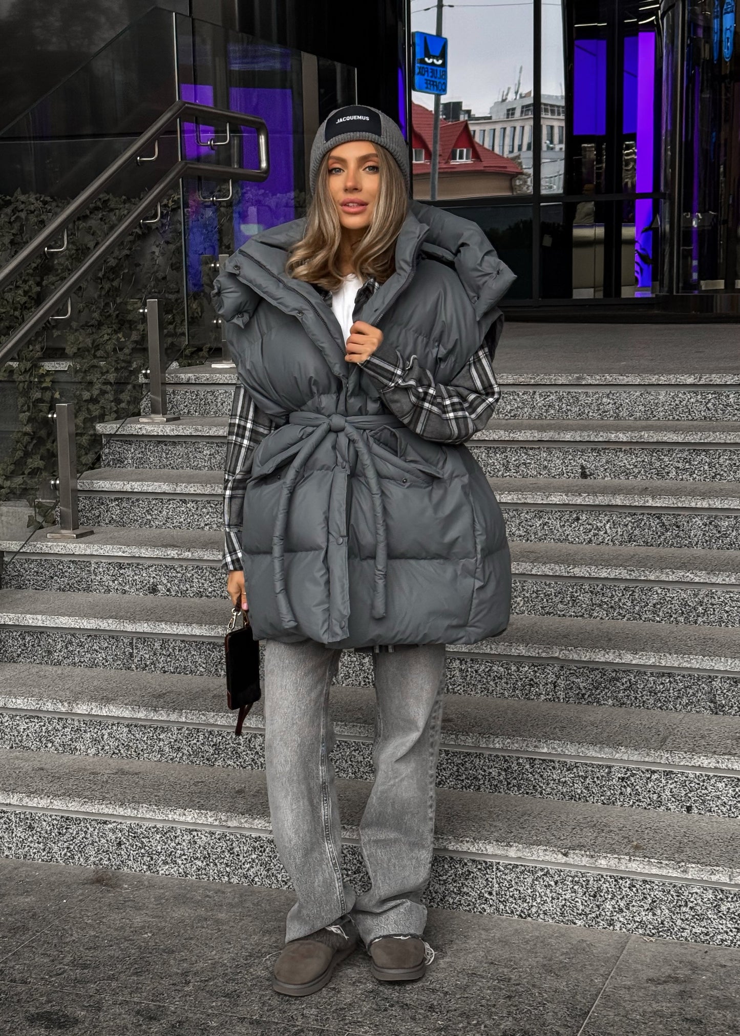 Зимовий пуфер-трансформер