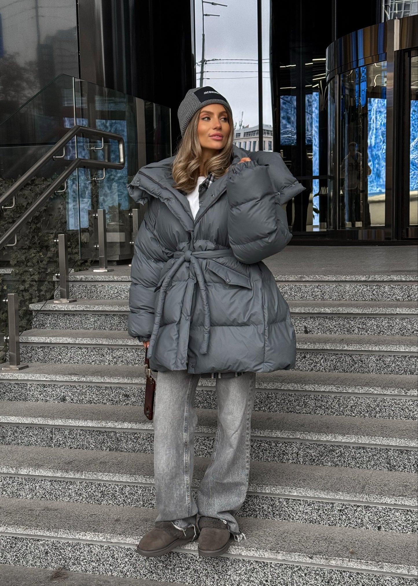 Зимовий пуфер-трансформер