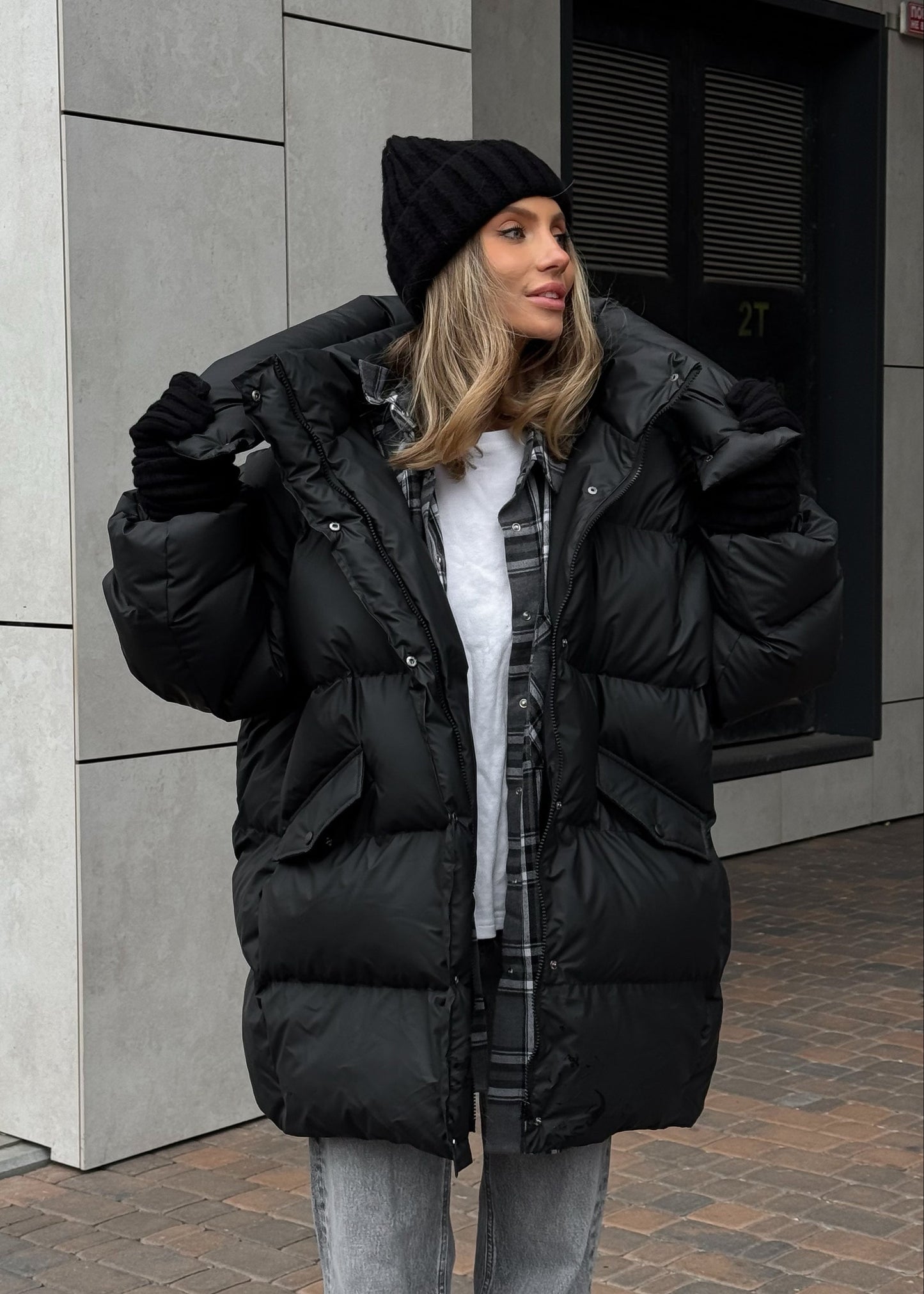 Зимовий пуфер-трансформер