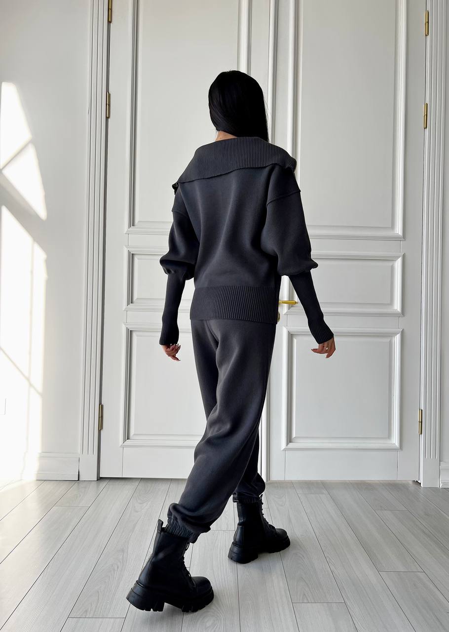 Костюм з вовни мериноса