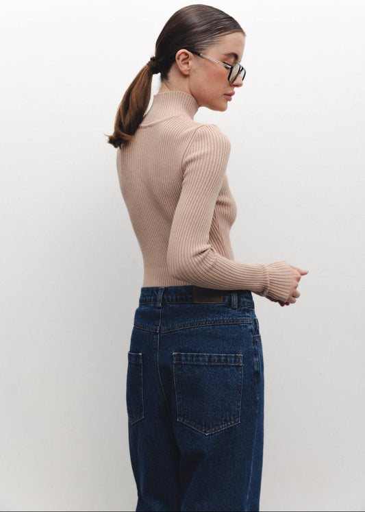 Джинси в синьому кольорі