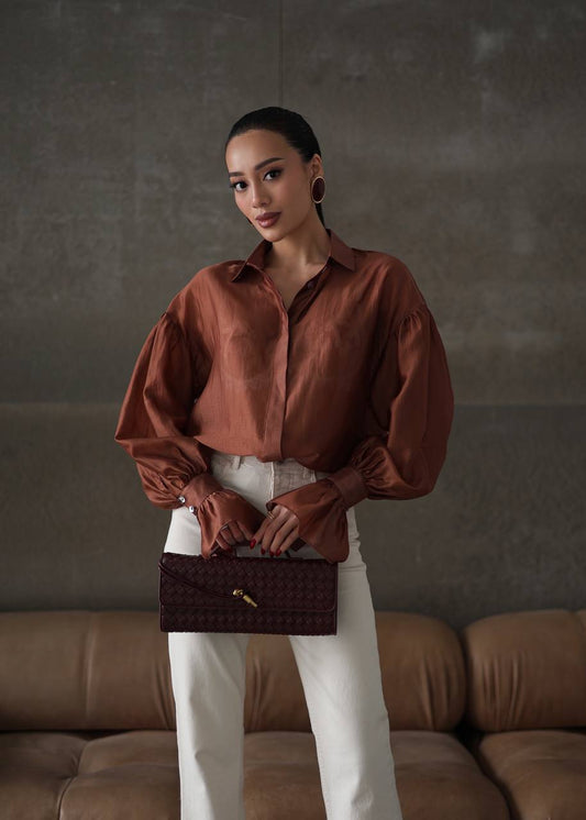 Напівпрозора сорочка