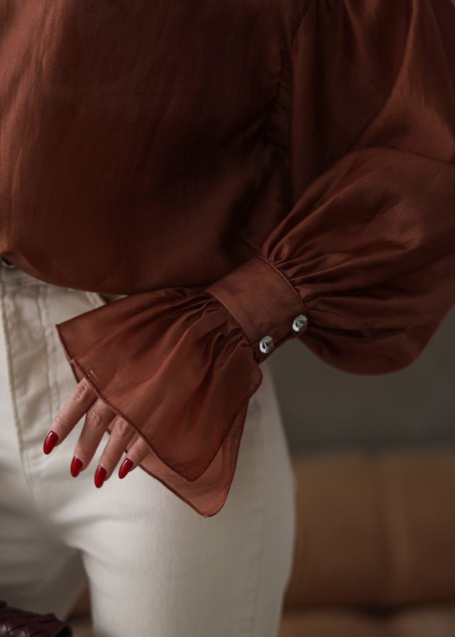 Напівпрозора сорочка